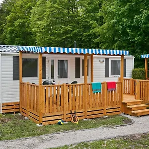 knaus-campingpark-hamburg.hamburg-hotels-de.com/