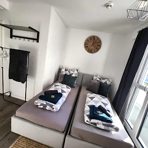 apt-modern-mit-wifi-tv-kostenlos-parken-el-living.getmunichhotels.com/